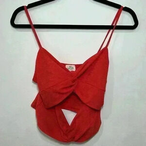 Twisted tank top